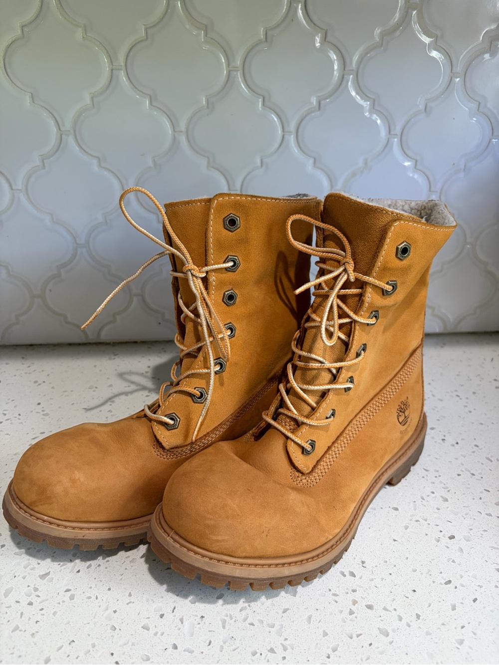Timberland Women's Wheat Lace-Up Nubuck Boots
